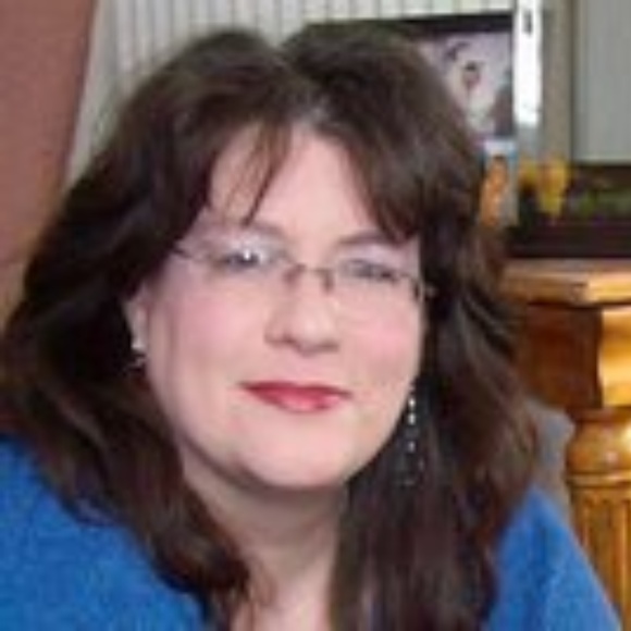 Meet your Posher, Caroline - Picture 3 of 4